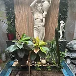 Gardenia Homestay Agra
